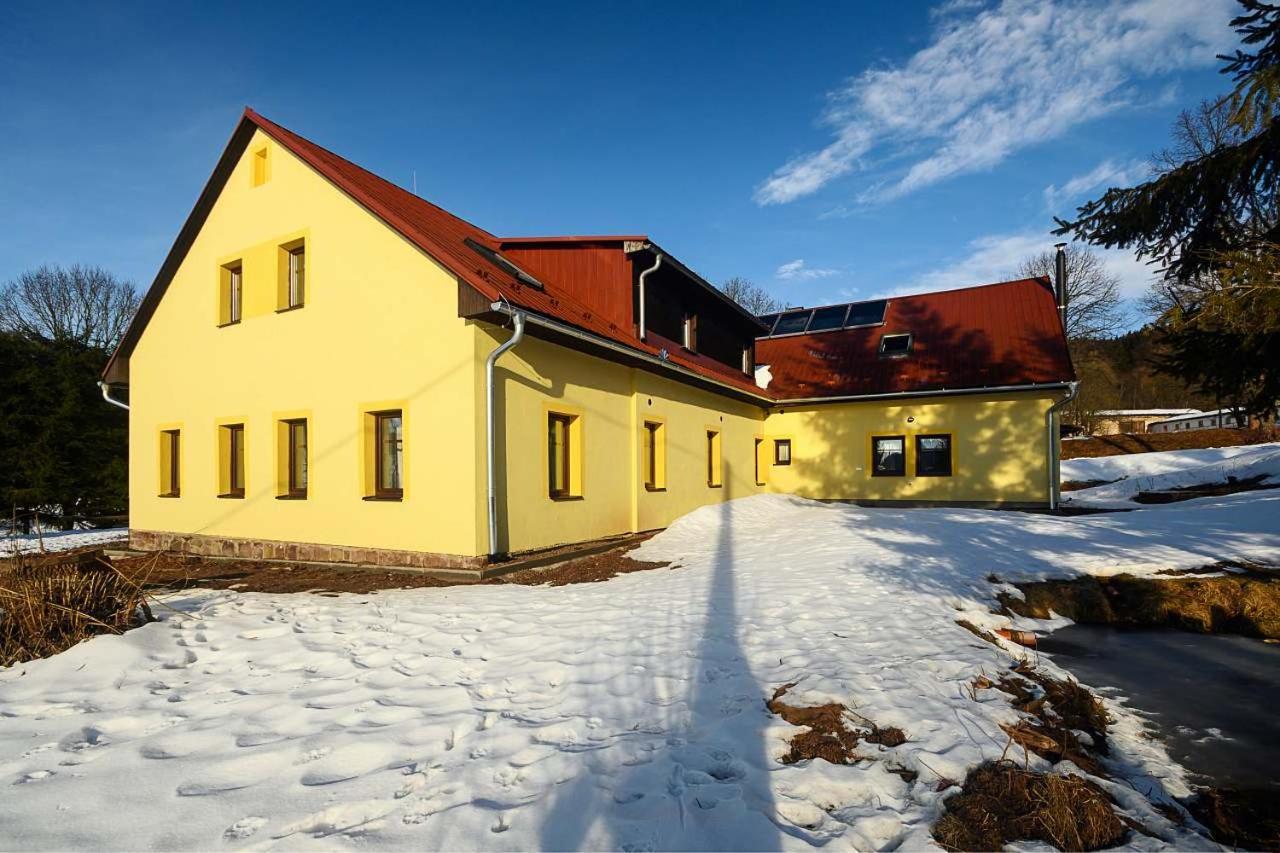 Chalupa Krenov 62 Bernsdorf Esterno foto