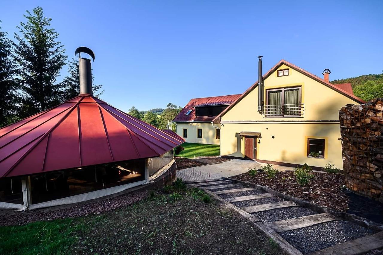 Chalupa Krenov 62 Bernsdorf Esterno foto