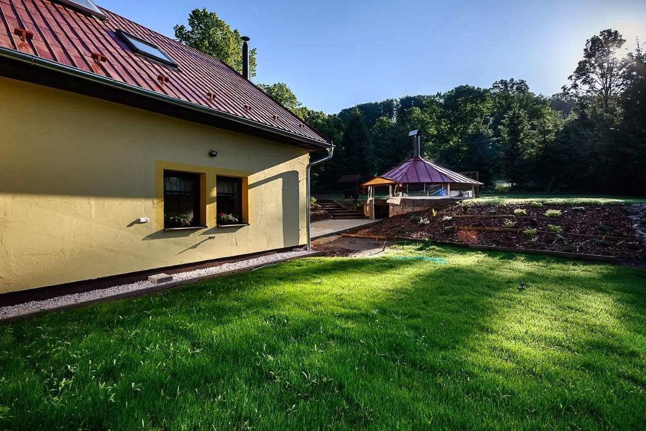 Chalupa Krenov 62 Bernsdorf Esterno foto